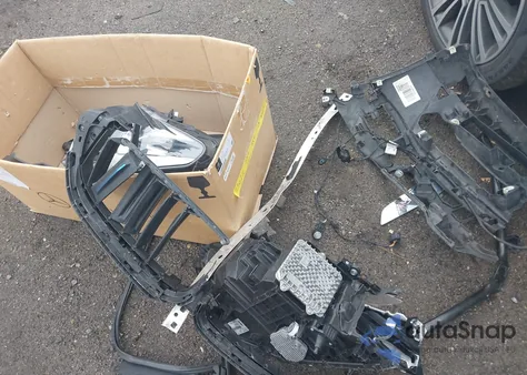 2018 BMW 530E xDrive Iperformance from USA, damaged, VIN WBAJB1C53JB084376